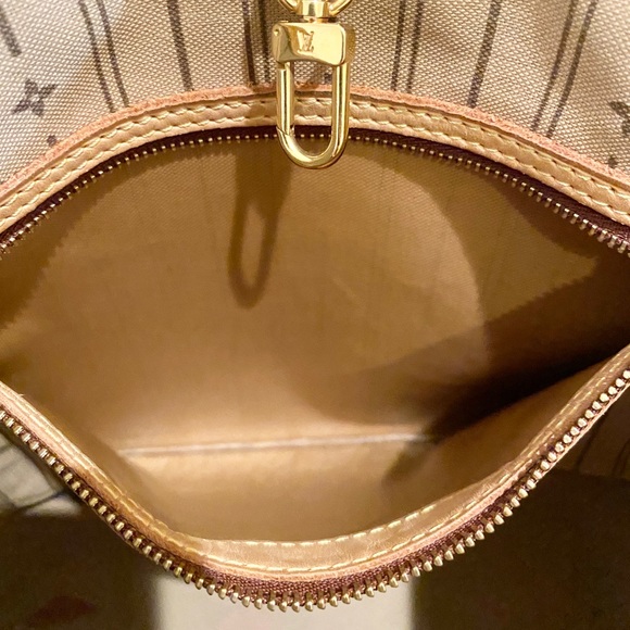 Authentic Louis Vuitton Monogram ‘Neverfull’ PM - Picture 11 of 15